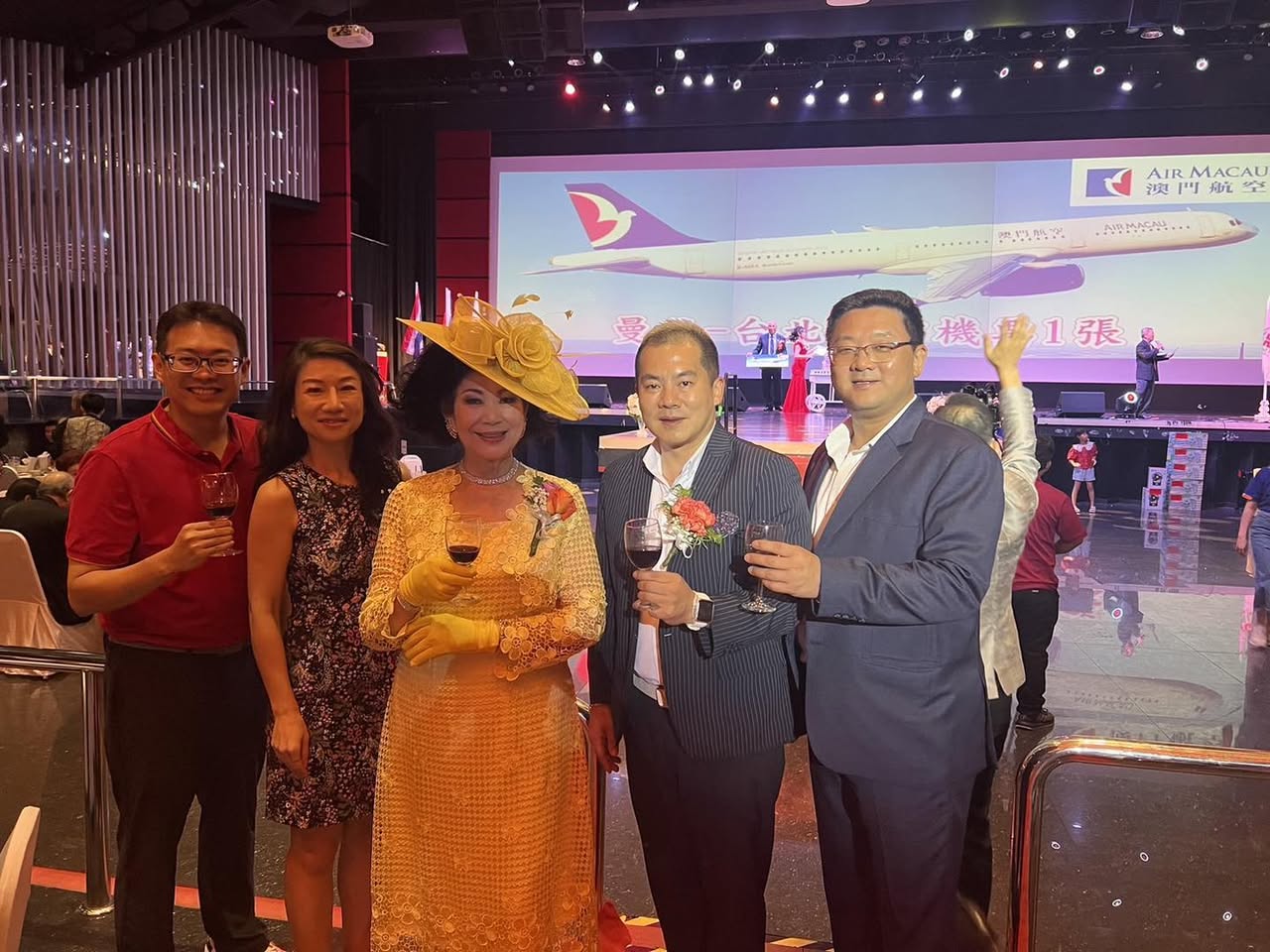 參加泰國台灣客家同鄉會理事長連任典禮